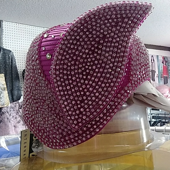 A rhinestone hat magenta - Picture 1 of 1